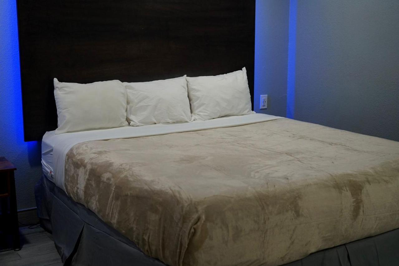 Celebration Suites Luaran gambar