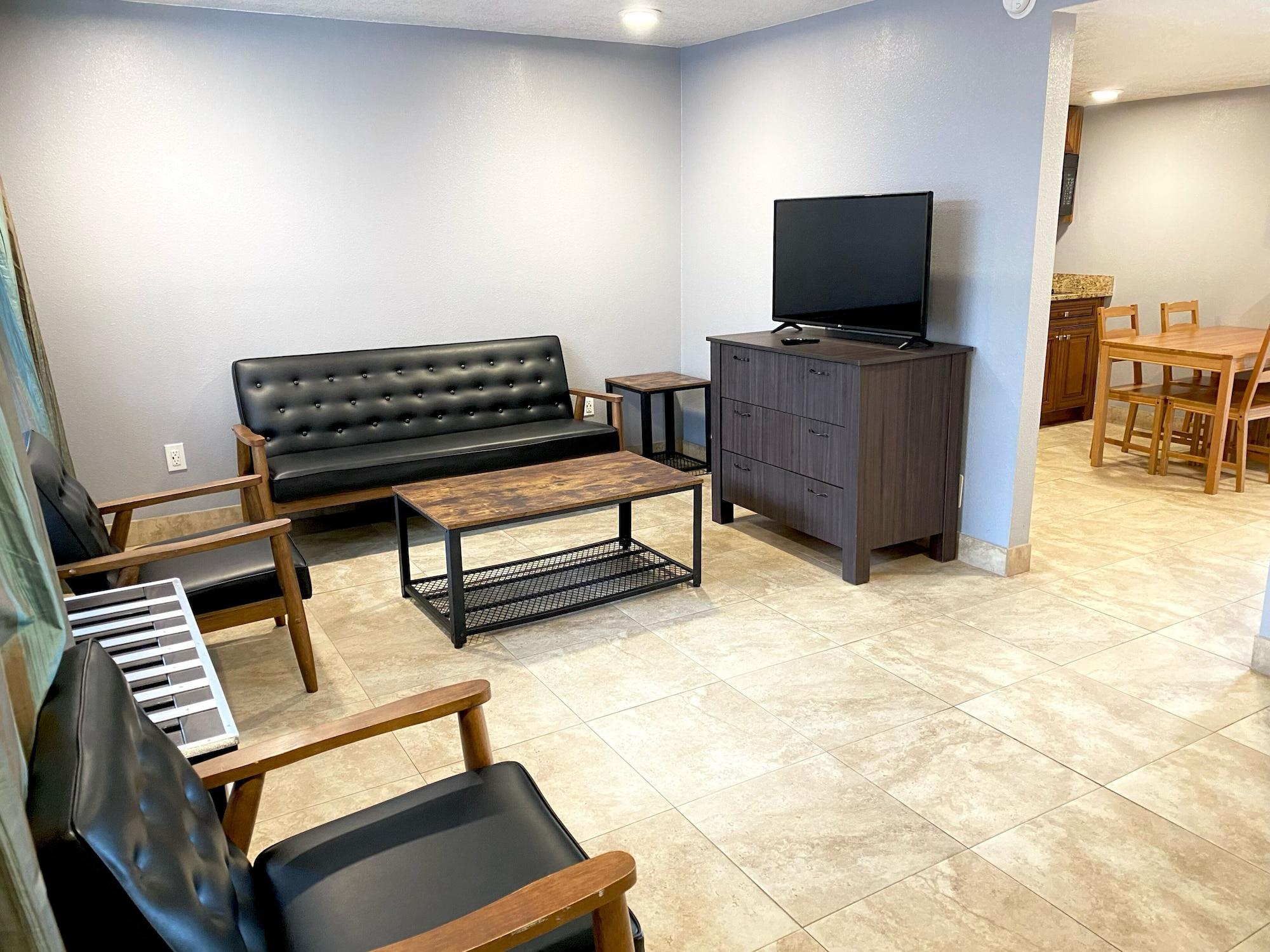 Celebration Suites Luaran gambar